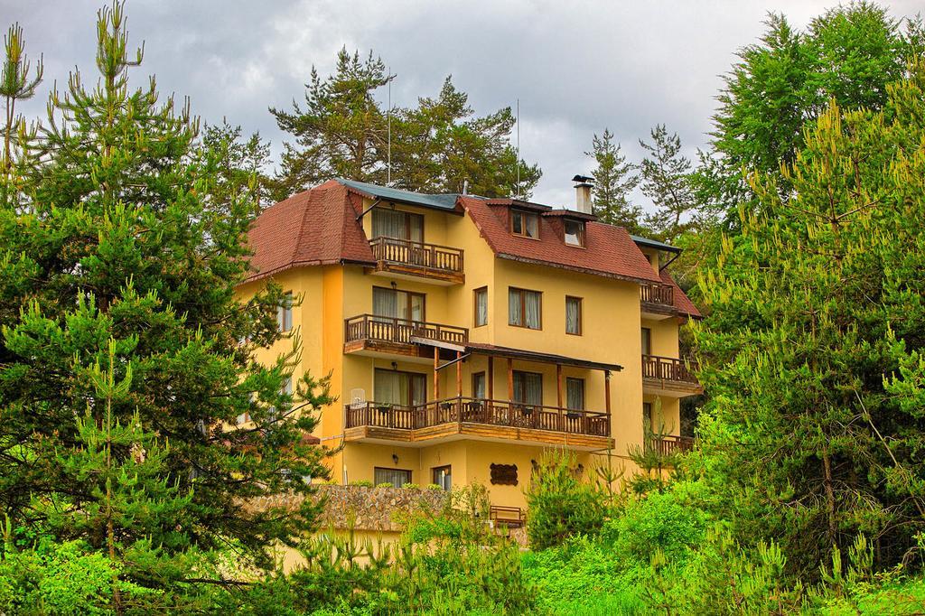 Guest House Slunchev Cviat Ţigov Ceark Exterior foto
